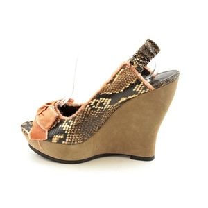 Size 6 Wedge Heals - boa stamped